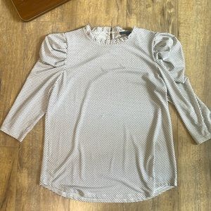Arianna Papell polkadot blouse size medium